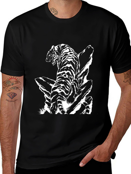 Striking Tiger Graphic Tee - Black